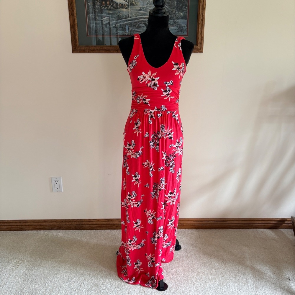 St. Tropez West Floral Maxi Dress Womens XS Red Sleeveless V-Neck Stretch Jersey